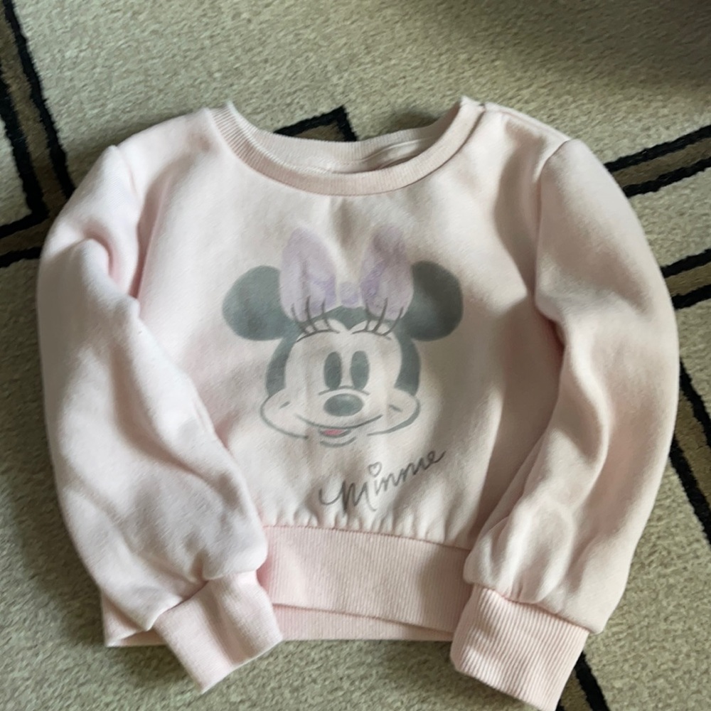 Minnie Mouse sweatshirt